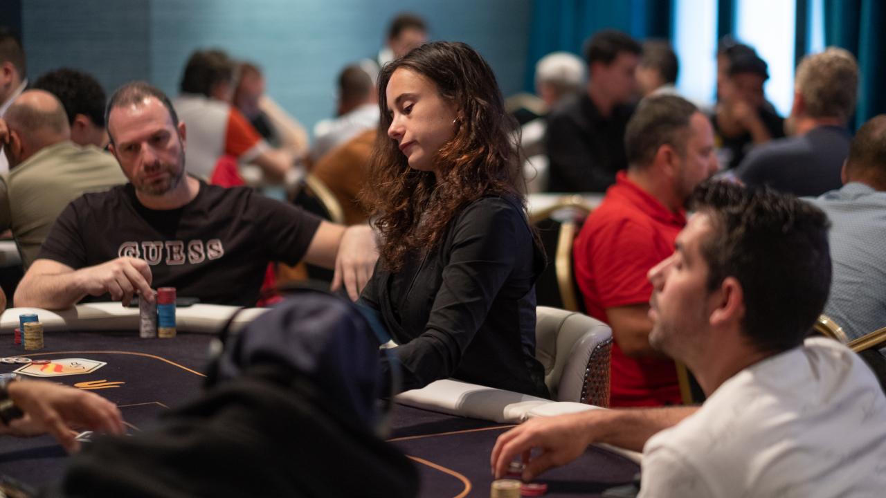 Dinner break en el Día 1B del Main Event