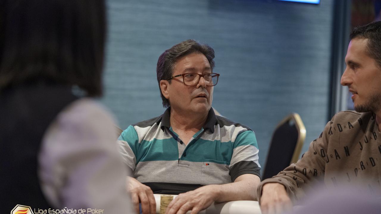 José Luis Ajenjo intenta una travesura pero sale malparado 