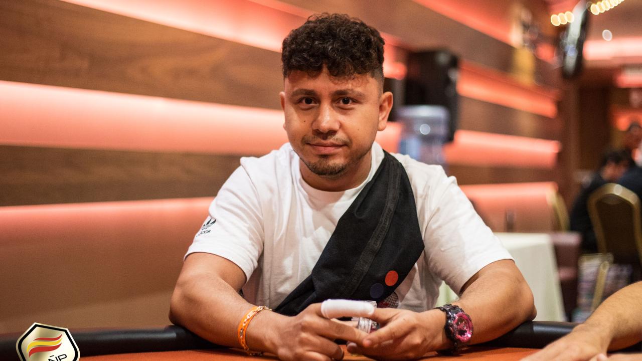 Enrique Fernández le pega un buen mordisco al stack de Urrutia