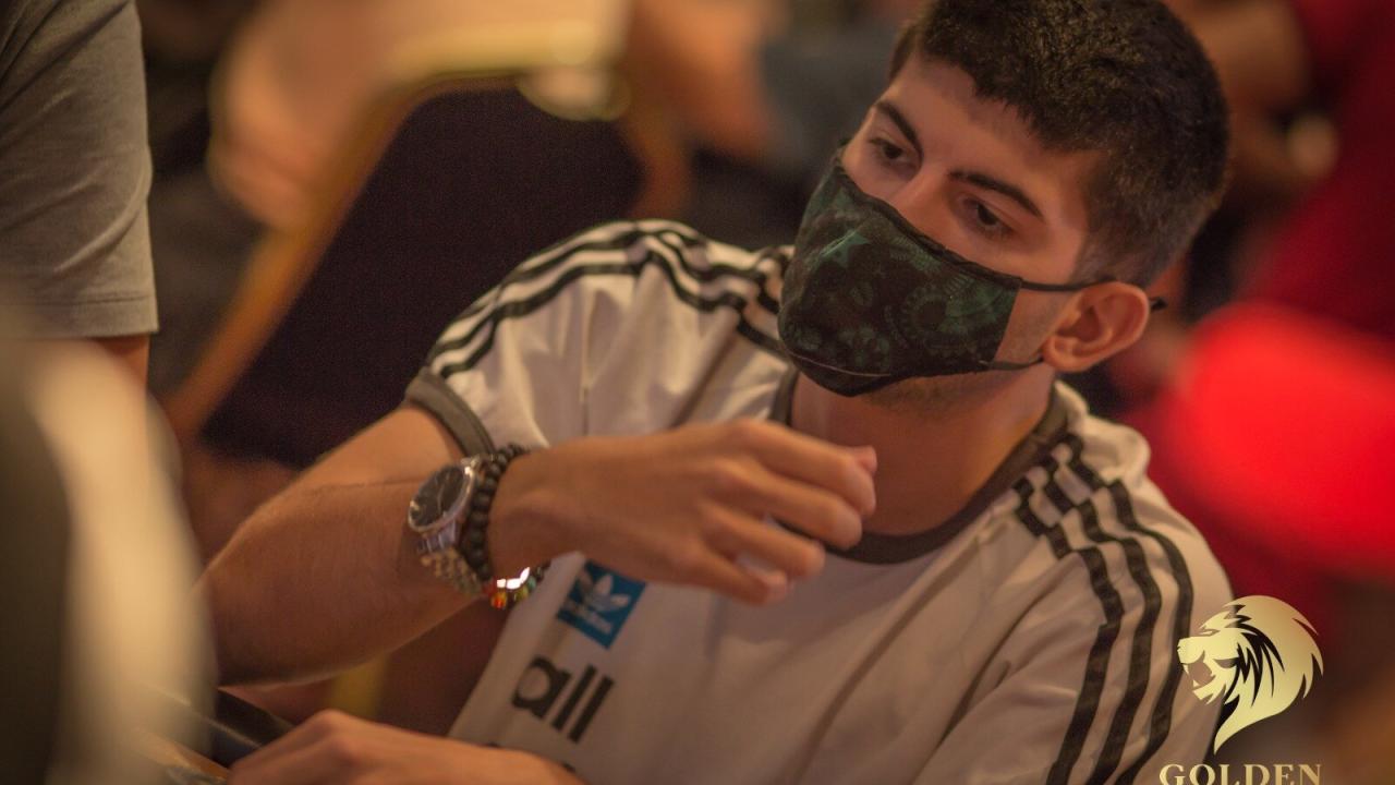 Jugadores intentando su segundo asalto al Main Event