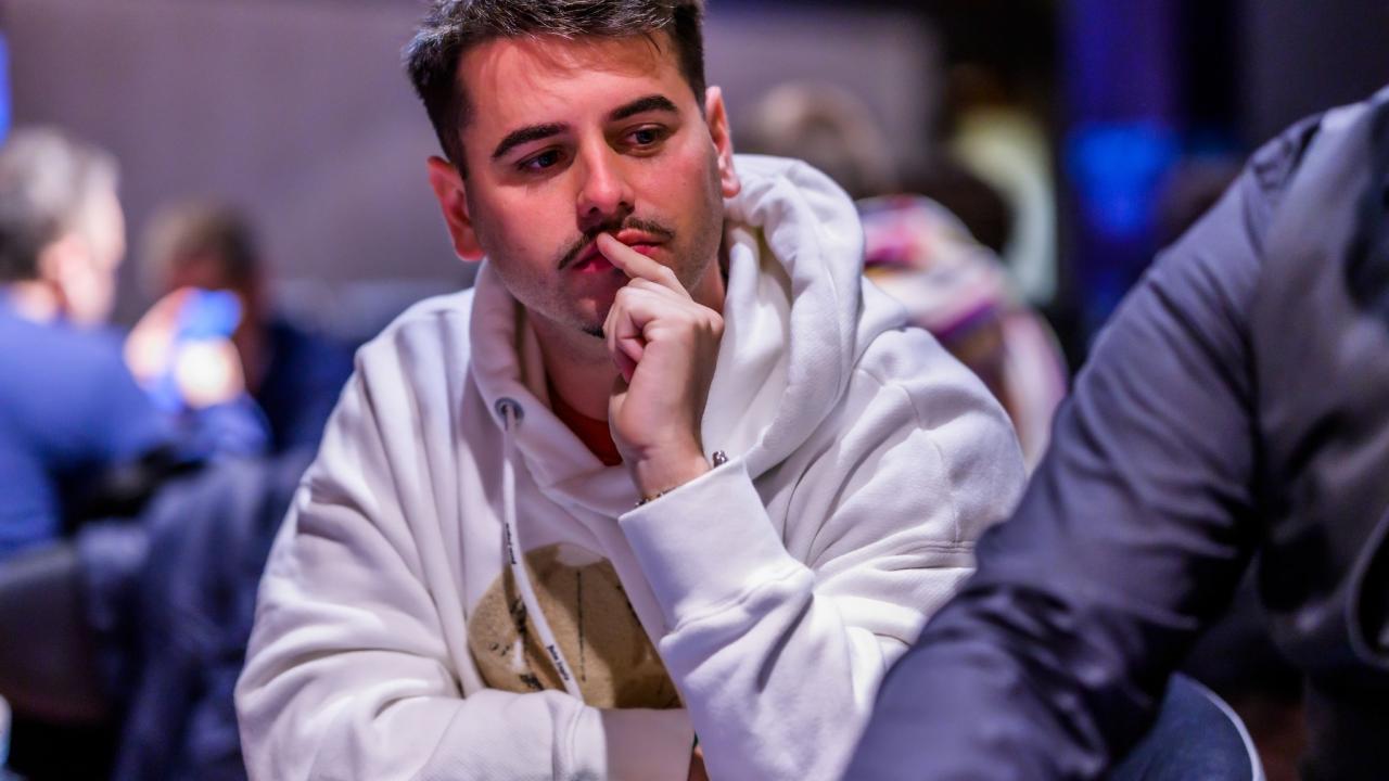 Sergi Miralles elimina a Ian Simpson, embajador de 888poker