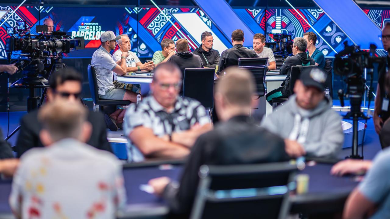 Chipcounts en el segundo descanso de la jornada 