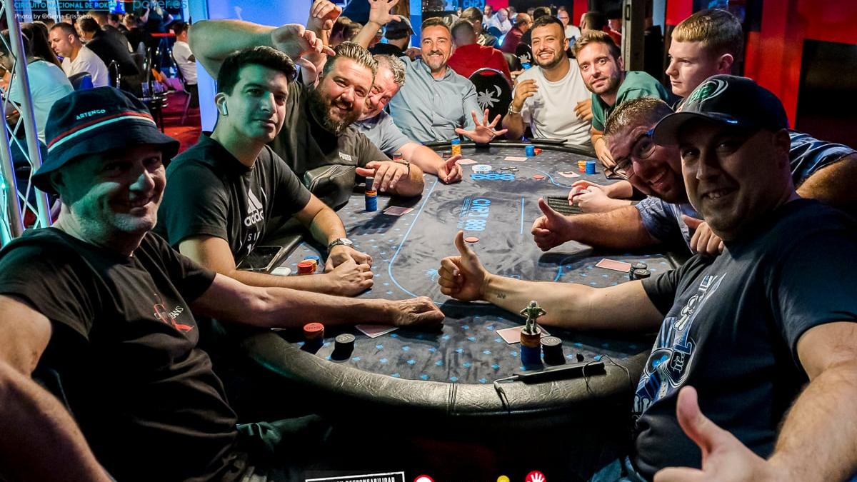 ¡Cinco últimas manos del Día 1C Main Event CNP888 Alicante! 