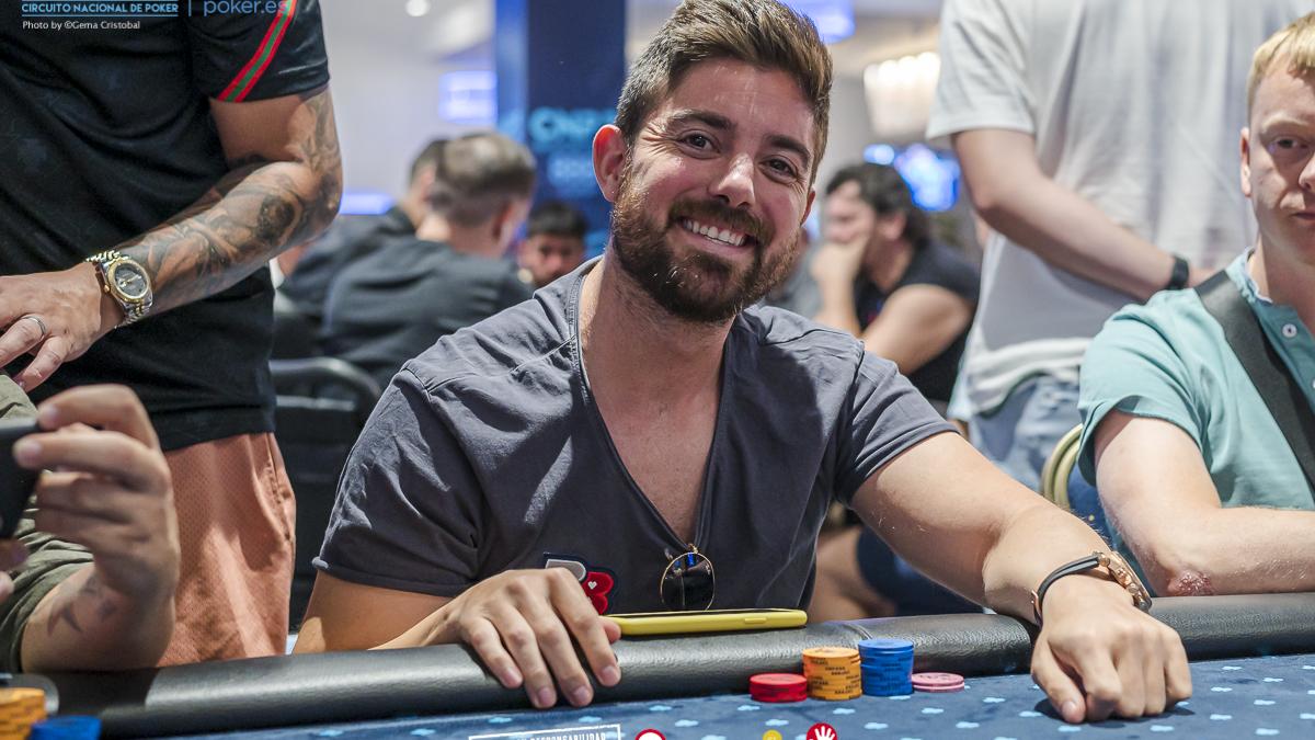 Alex Romero "And1ero" se dobla a las primeras de cambio