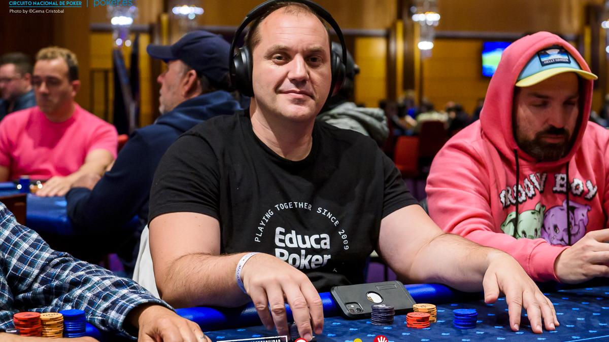 Juan Bolinaga se dobla a costa de David Rodríguez "Darko15"