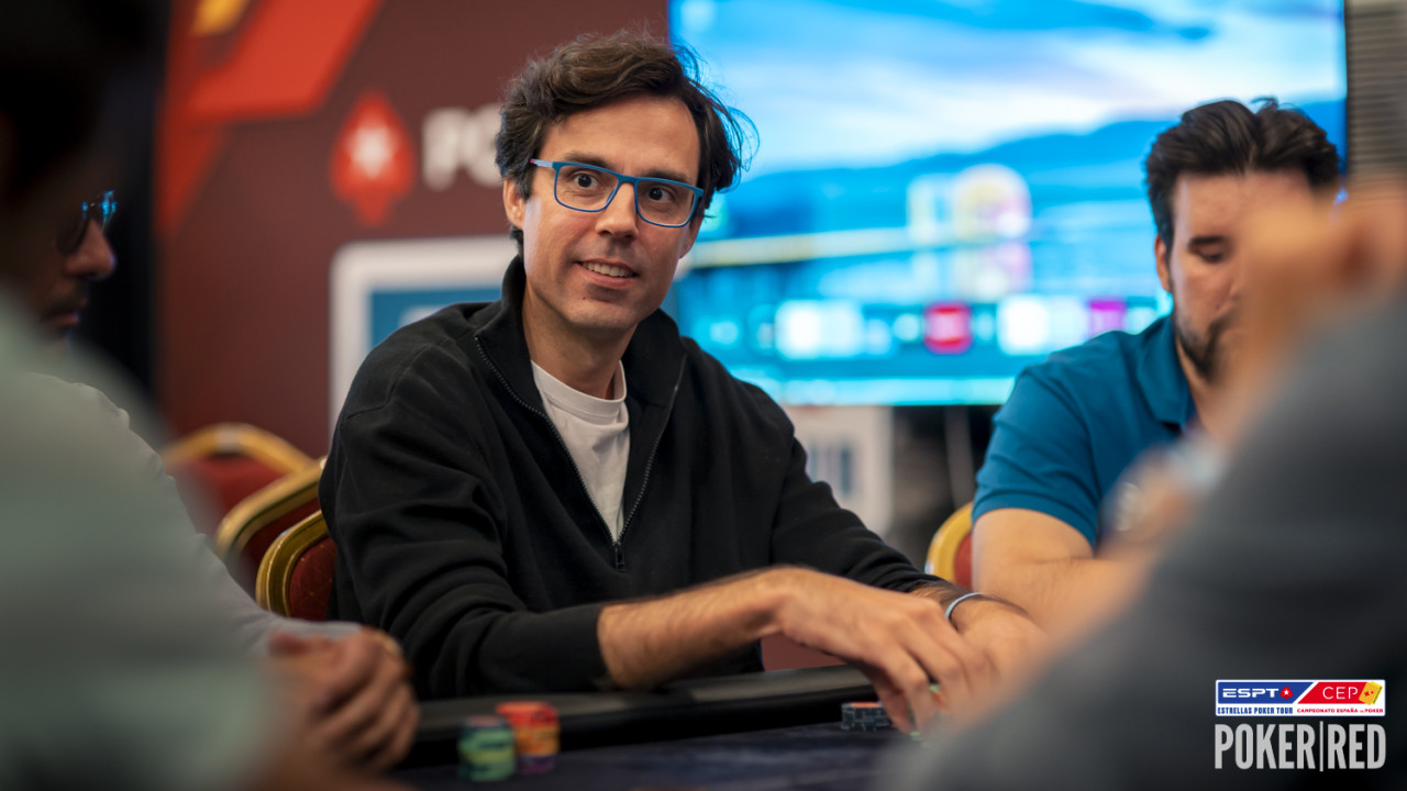 Carlos Lanzón vuelve a caer eliminado en el nivel 2 y dispara su tercera bala [3]