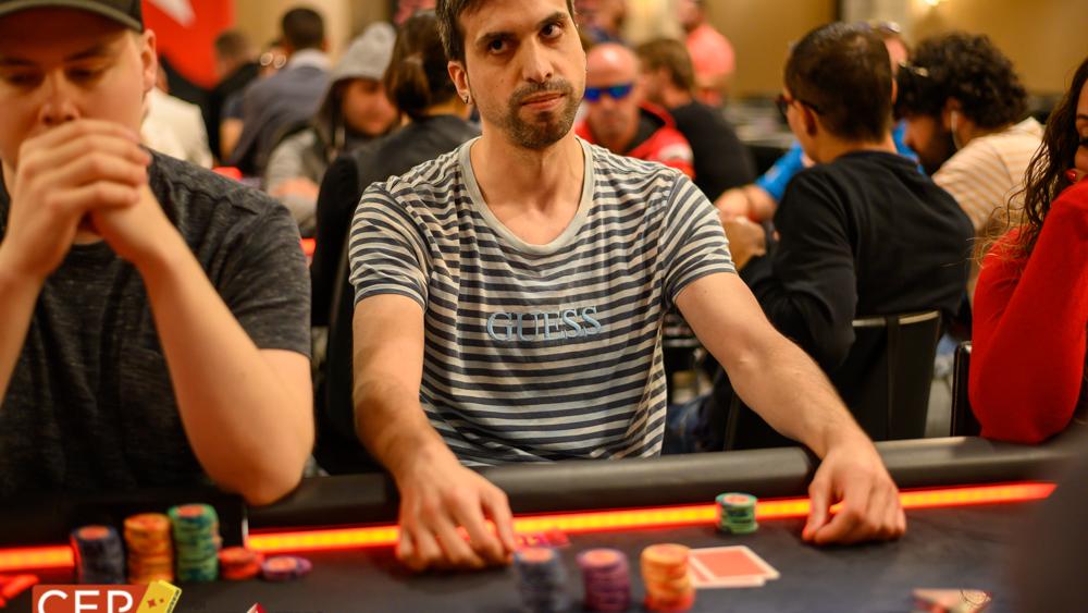 Un cooler deja fuera a Andoni Martínez