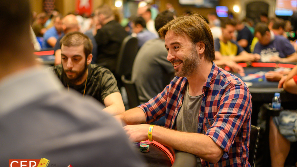 Un 4-bet push obliga a Martí Roca a foldear