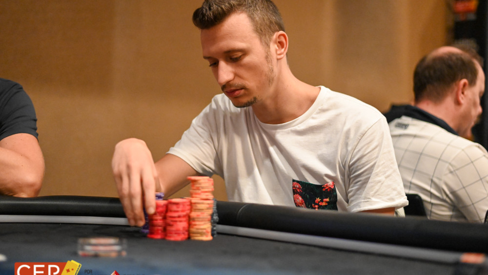 Simone Maggio es el actual chip leader del torneo