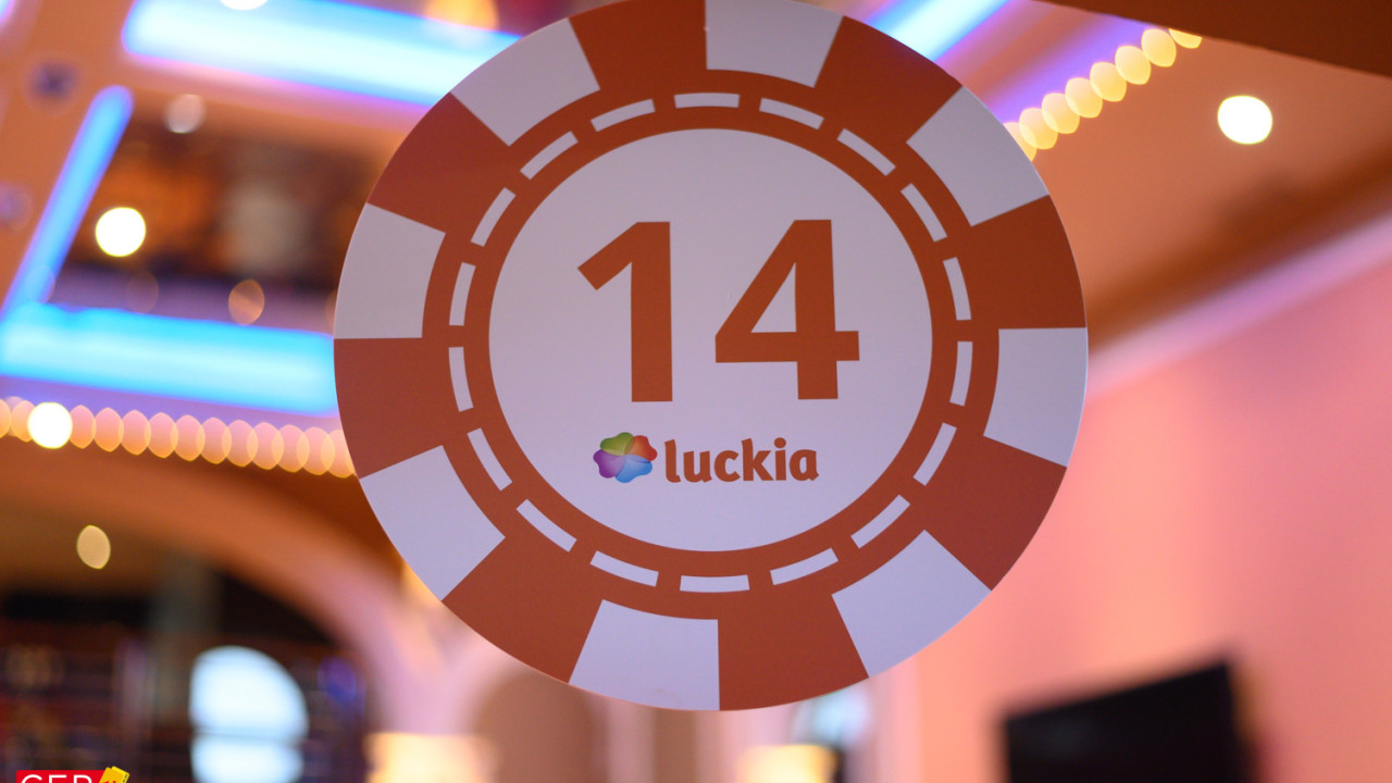¡Vuelas las cartas en el Luckia Casino Kursaal!