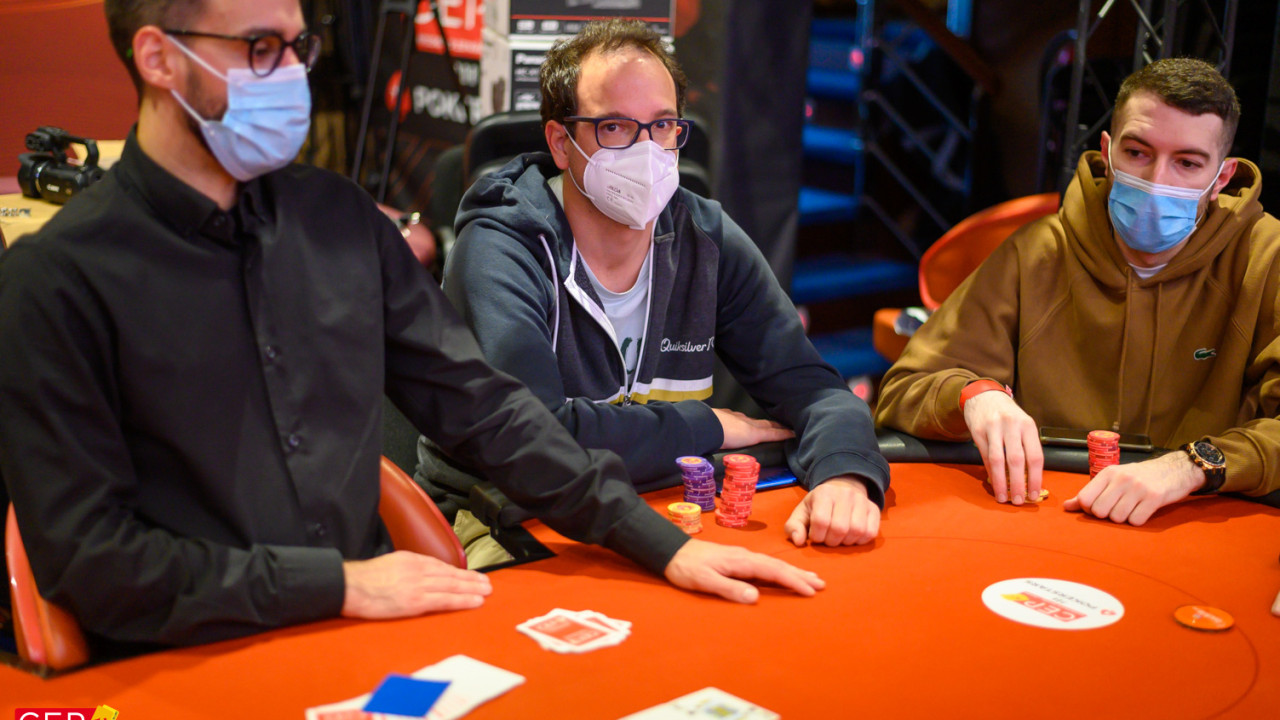 Jorge Ufano le gana un bote de 141.000 puntos a Erik Juez