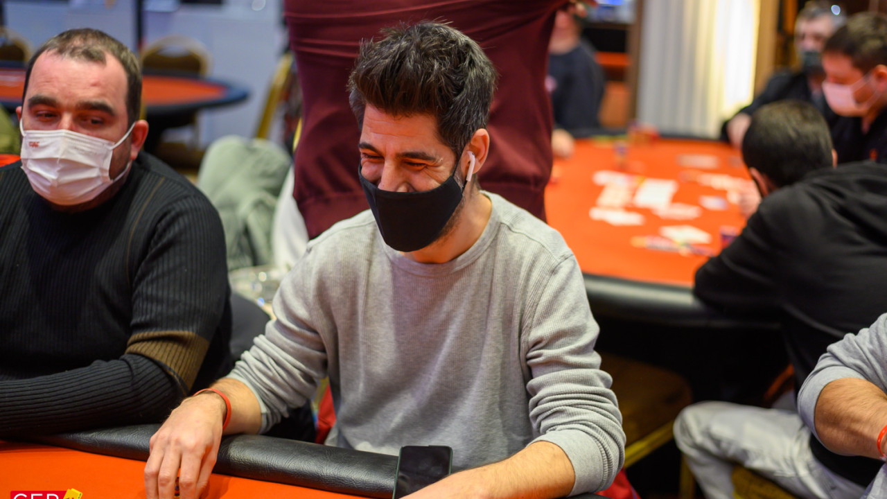 ¡Double Up de Dani Castilla con poker de nueves!