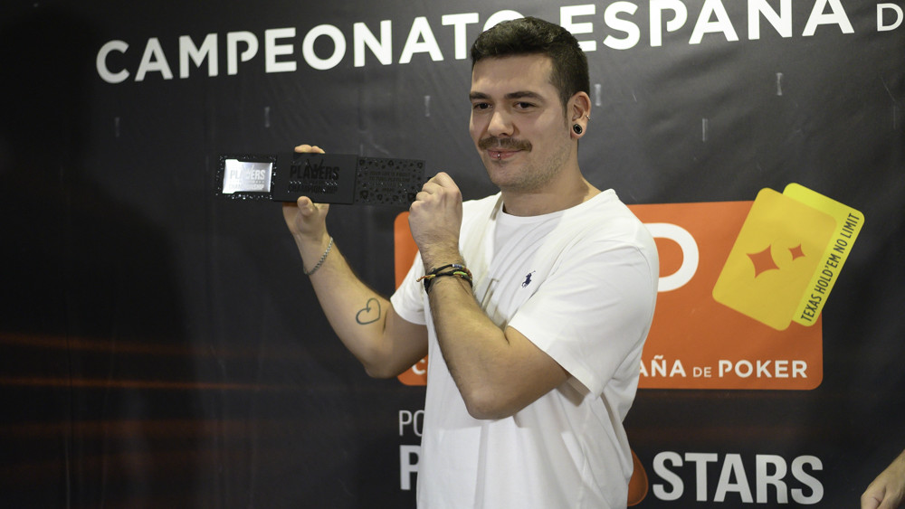 ¡Mikel Ollich gana el Platinum Pass de los clasificados online!