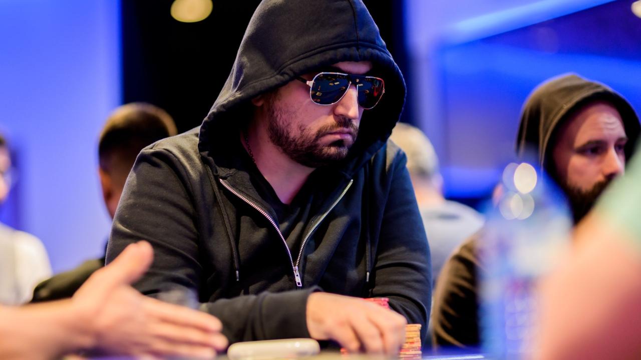 Se acabó el día 1B del Main Event CEP Marbella. Omid Arai lidera el día 1B