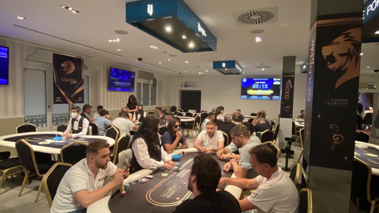 Último nivel del Warm UP y repaso de algunos stacks.