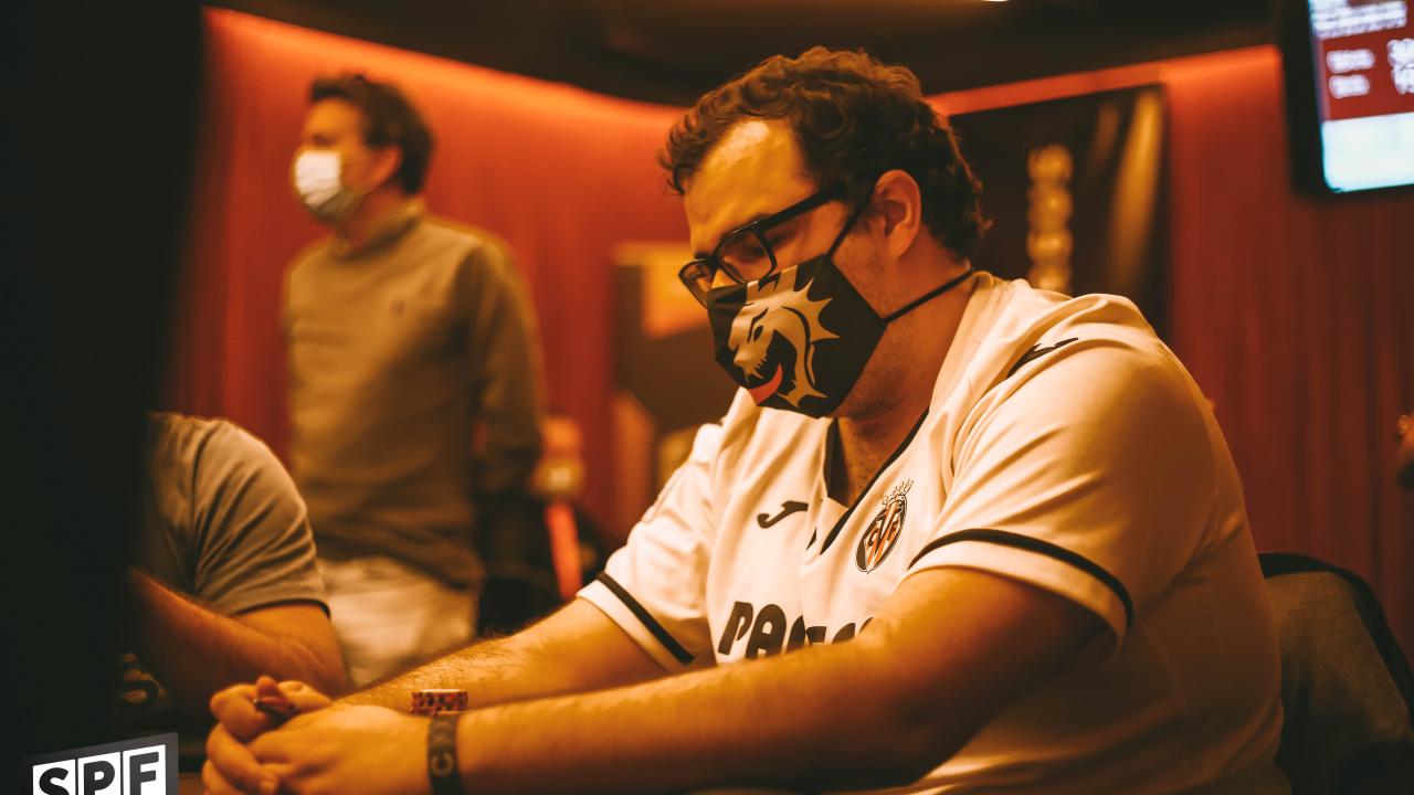 Paul Lozano "Vilacrack" se pone enorme 