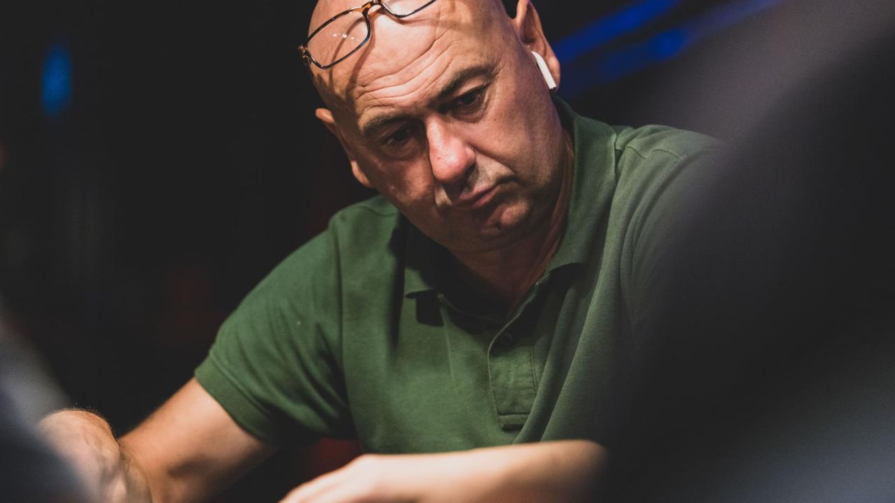 Iñaki Barreiro saca el rastrillo