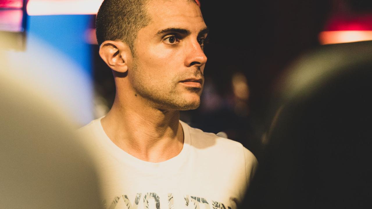 Guillem Nuez sabe pilotar con 20 ciegas