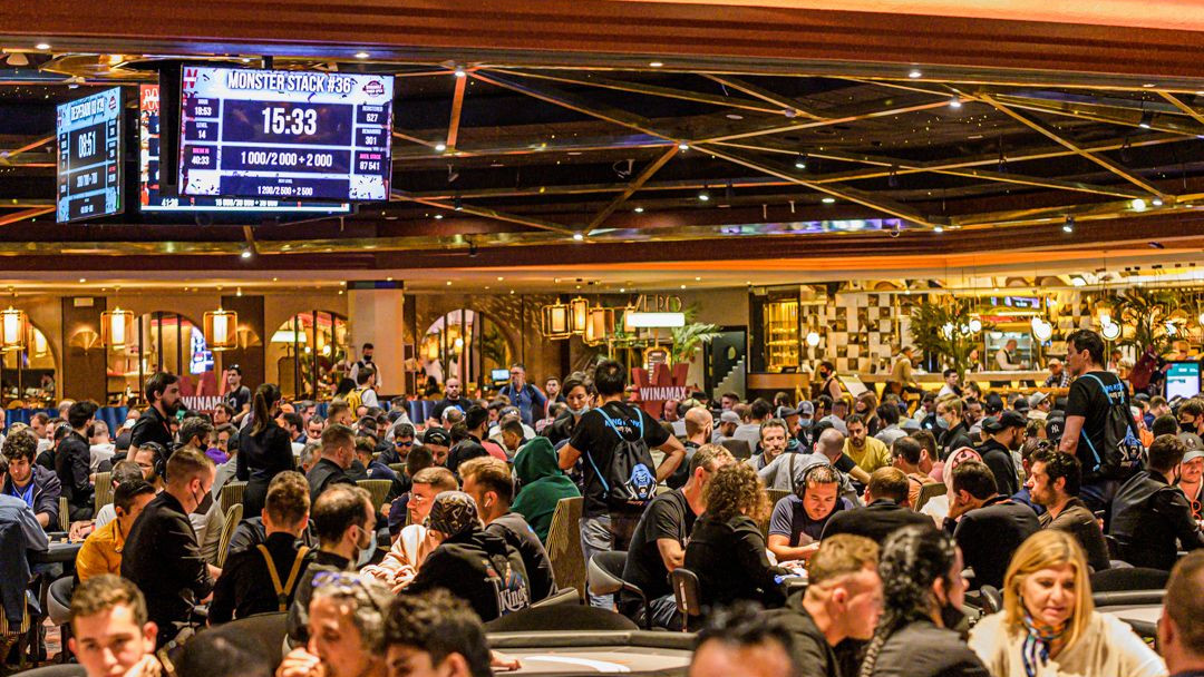 Llegamos al descanso de la cena en el Main Event con 91 supervivientes