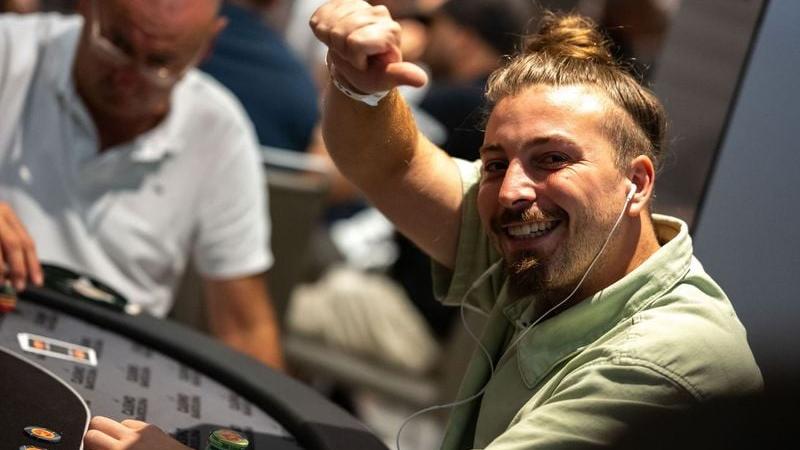 ¡Nos vamos a cenar en el Día 1C del Main Event CEP Barcelona! 