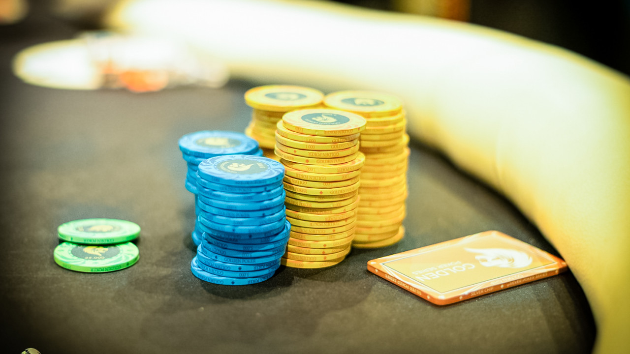 Volvemos del break de la cena y se cierran los registros