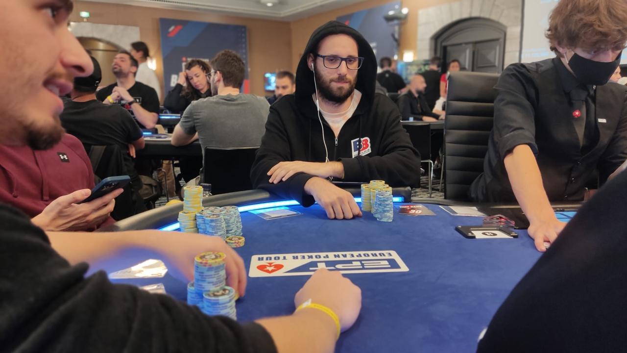 Sergi Panella se la juega de farol y se queda muy corto
