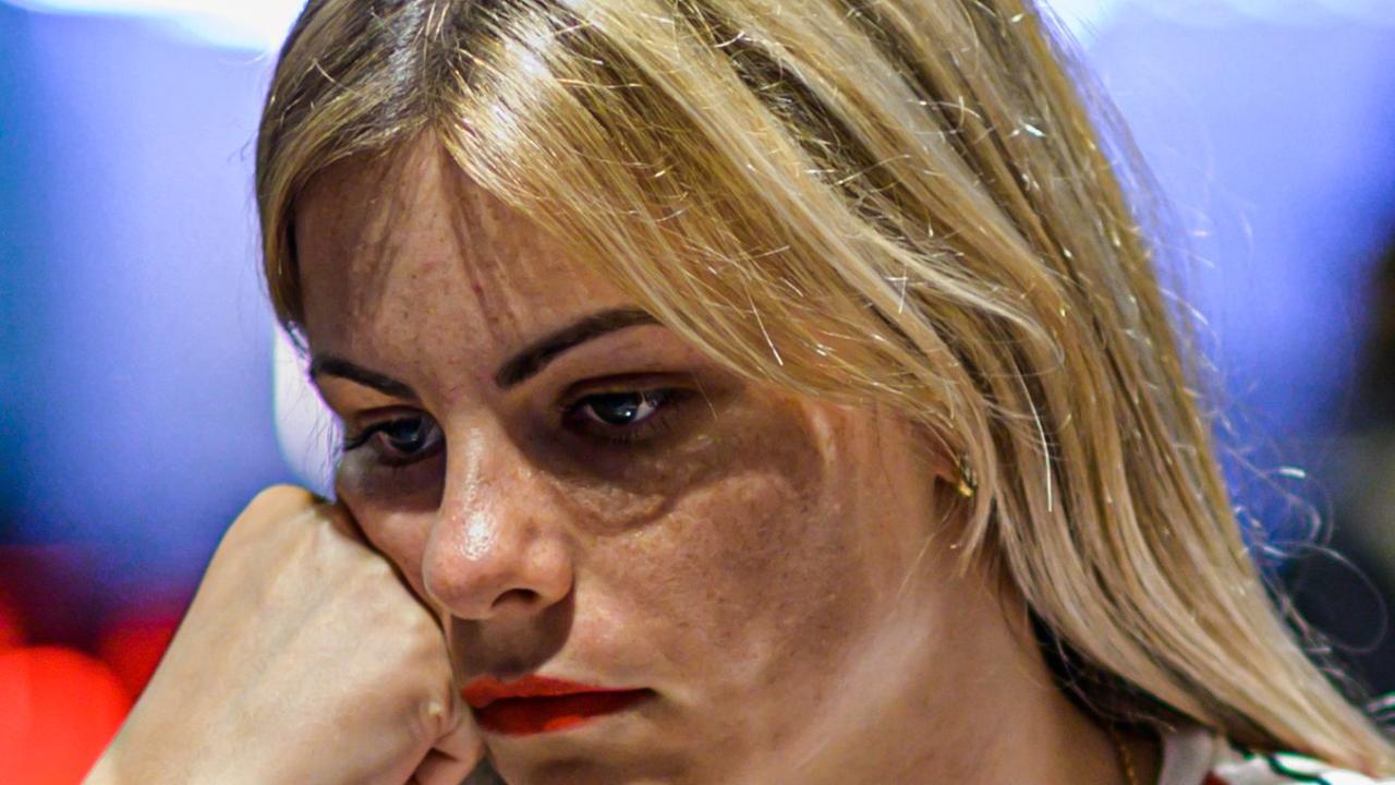 Salida nula de Kristýna Mlíková "Kretyna" 