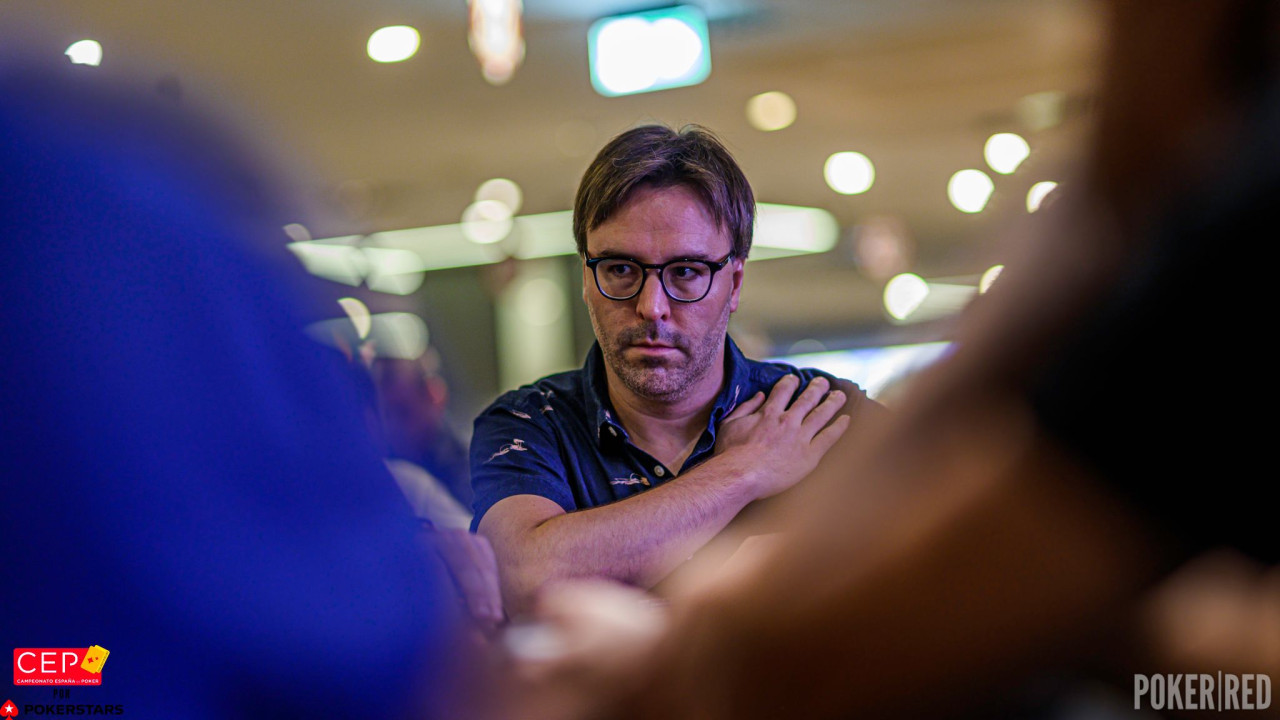 Martí Roca bluffcatchea a Adrián Viñuela para incrementar su stack 