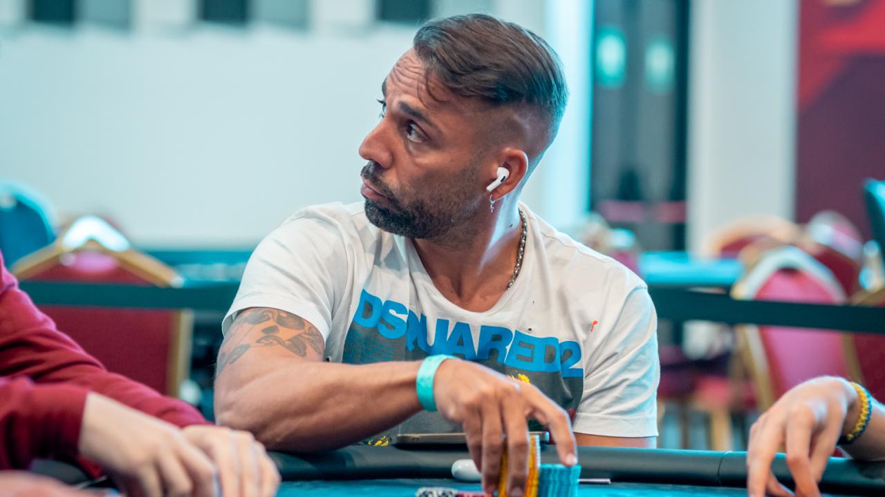 Vuelan las cartas en el Día 2 del Main Event 