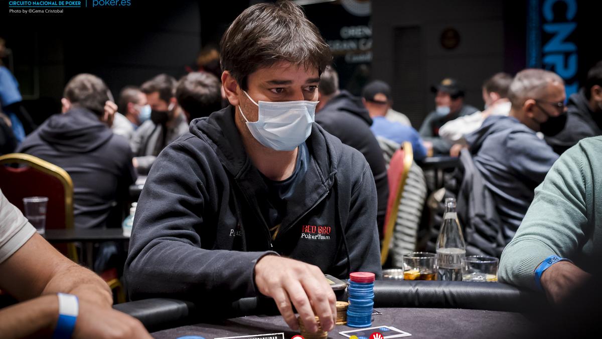 Pablo Rojas "Pableras" empieza el día ligando un poker de nueves salvador