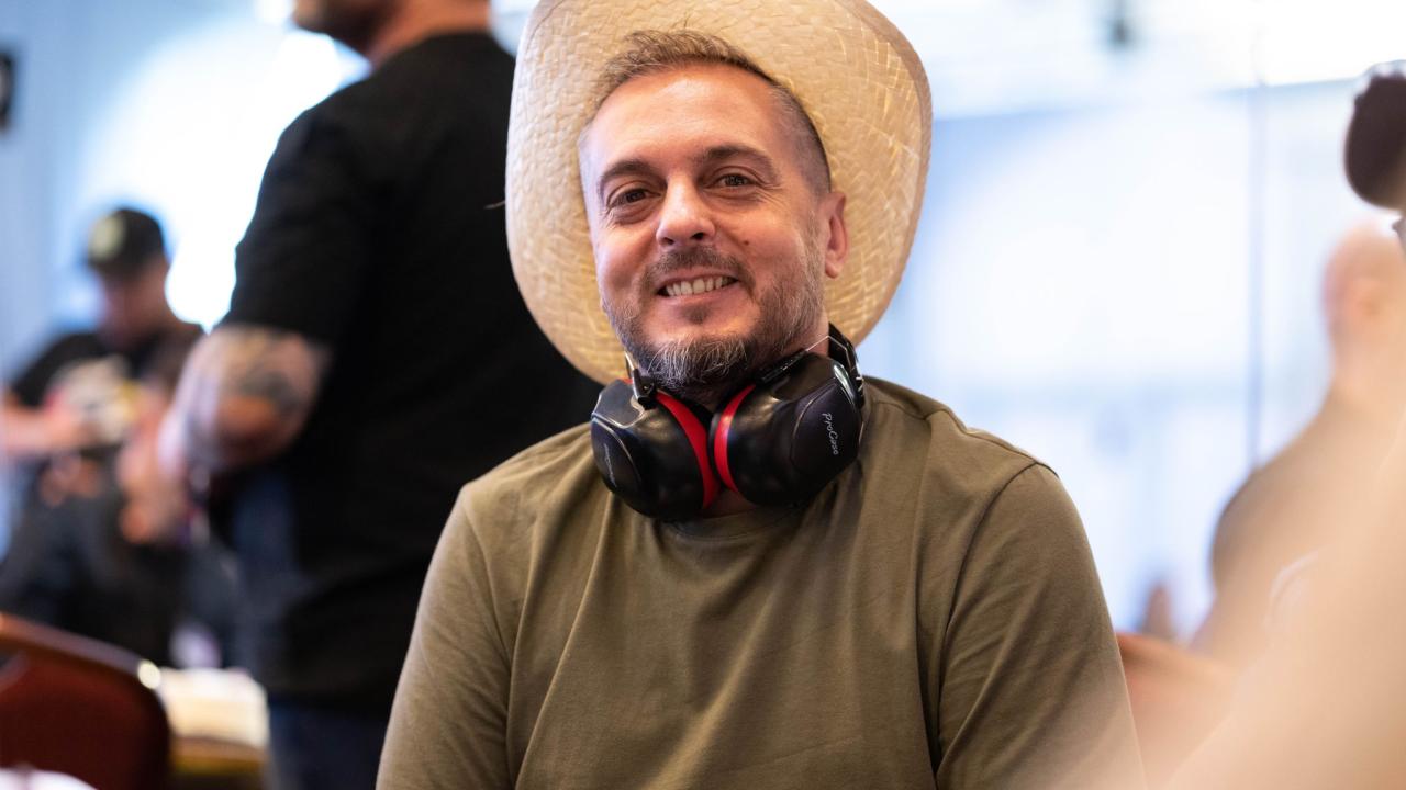 Javier Garcirreynaldos 'Tsunamy' lidera el Día 1A del Main Event SISMIX