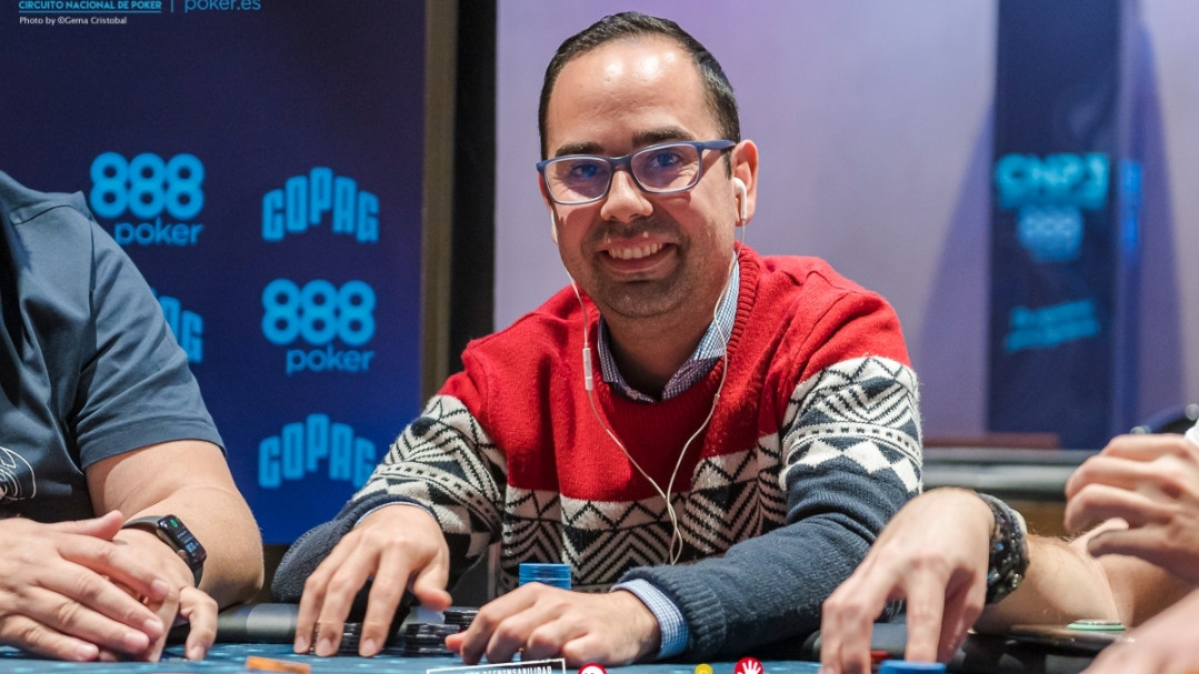 Juan Maceiras elimina a Pablo Cabello, sin opción de reentrar en el torneo