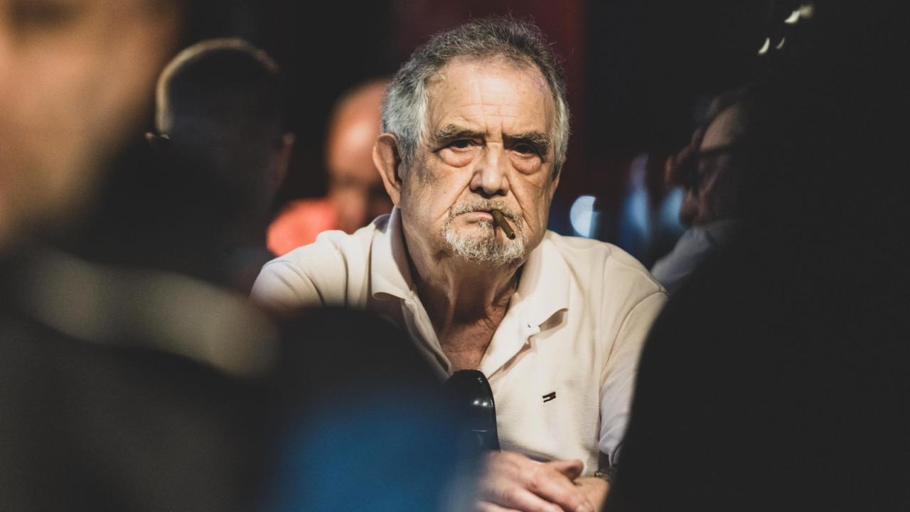 Manuel López elimina a Jorge Fernández, que se convierte en el Bubble Boy del torneo. ¡Estamos ITM!