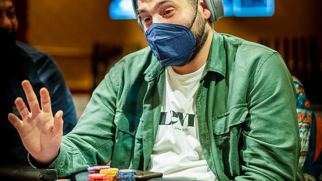 "El cachimbas" se carga a "La Tanqueta"