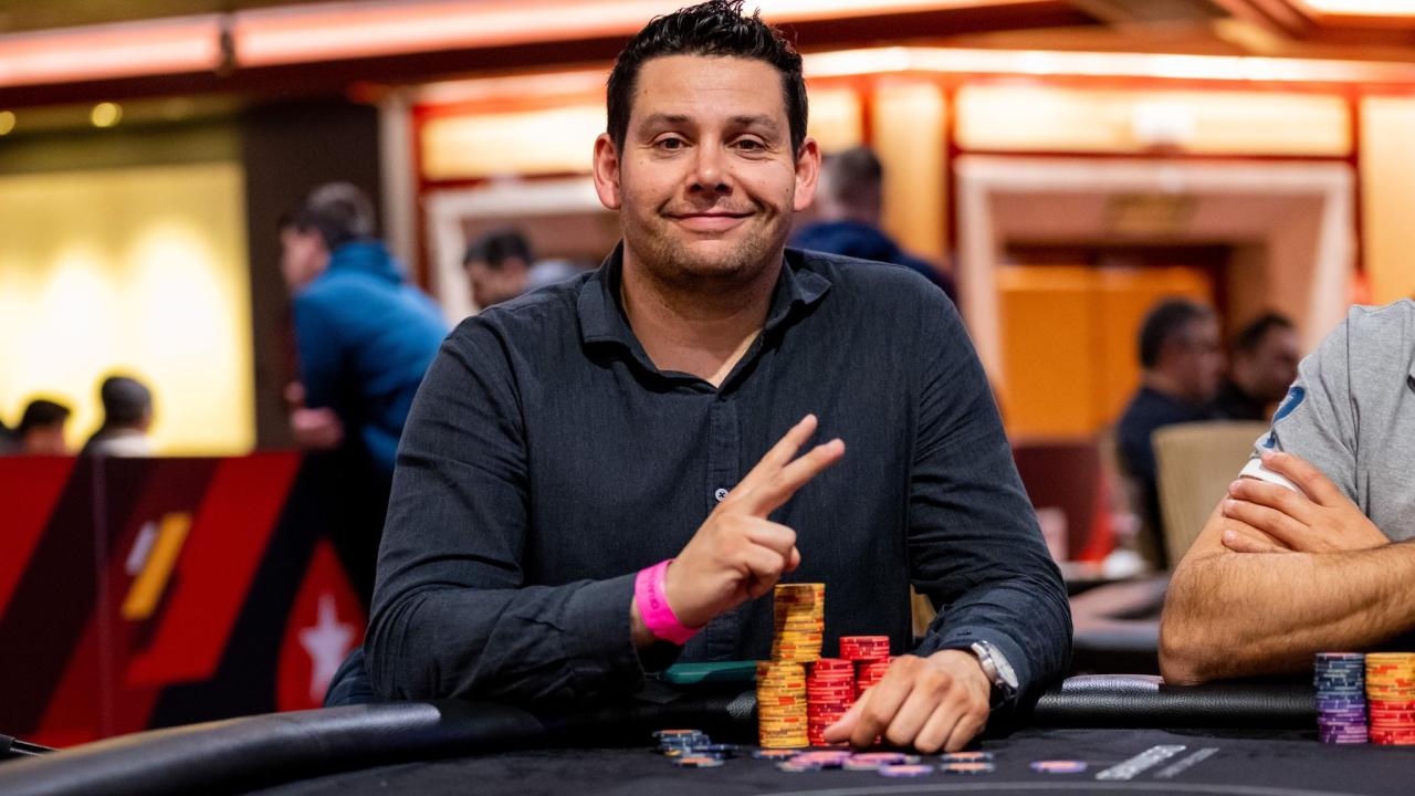 Homenaje de David Higuera a IgnaPoker para eliminar a un rival