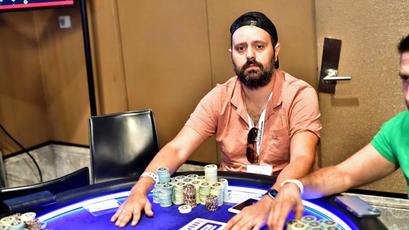 Descanso en el Main Event con repaso de los nuestros y la eliminación de Raphael Abitbol