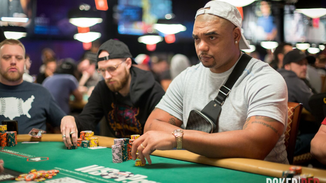 Richard Seymour no vuelve tras el break