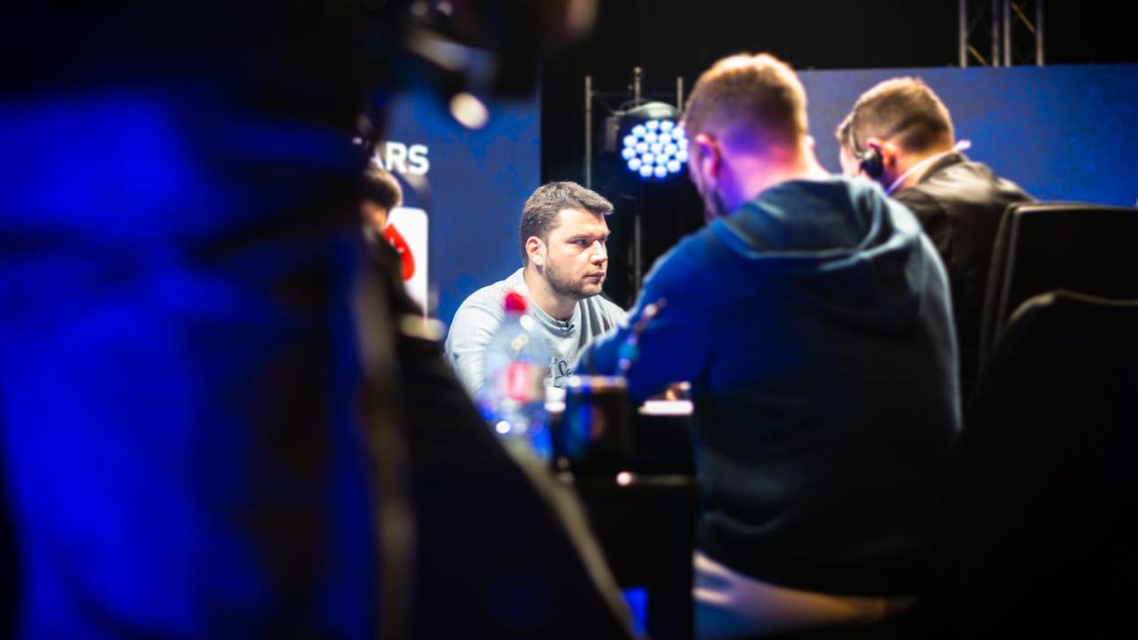 George Chiriac elimina a dos jugadores de un plumazo en el Main Event EPT Praga
