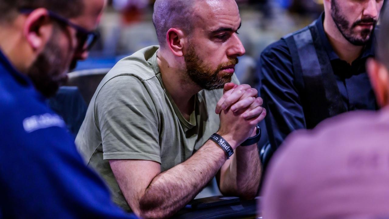 La Main Event CNP888 Día 1C va de parejas... 