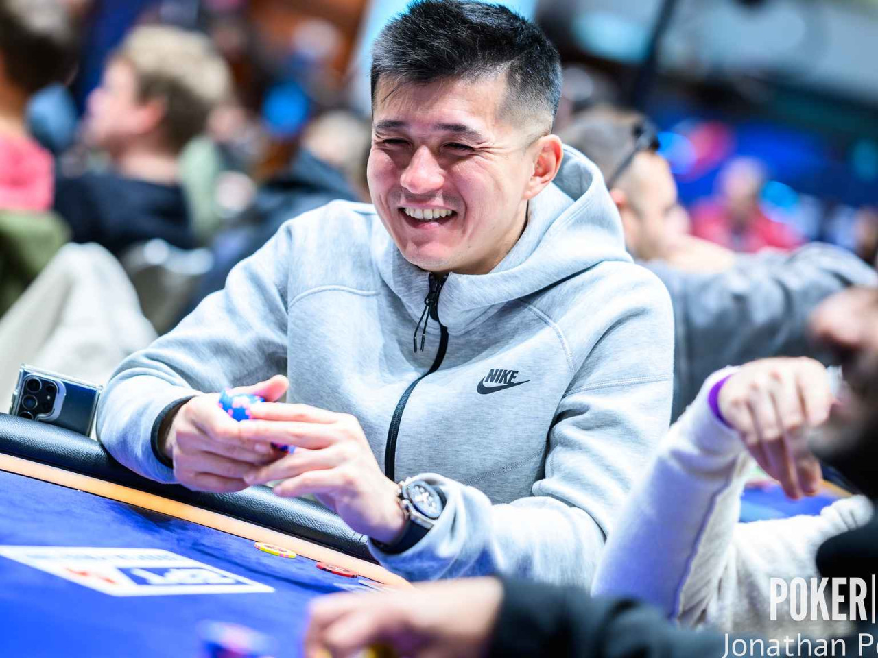 Brazalete a la vista: Kaju alcanza la mesa final del $10k PLO Championship