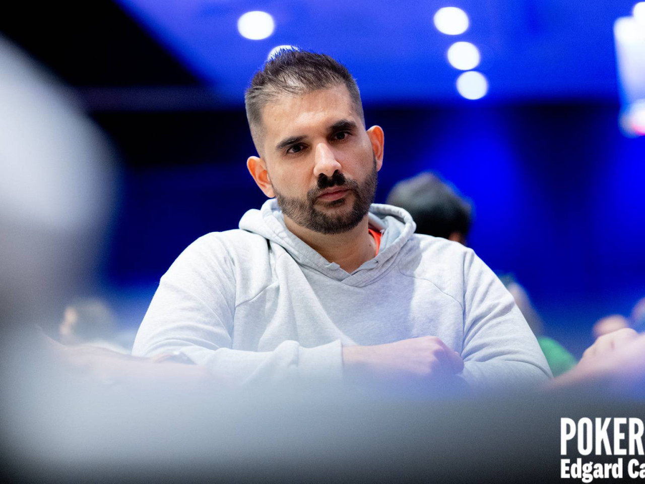 David Cabrera firma un día de ensueño y lidera a los 36 españoles hacia el Día 3