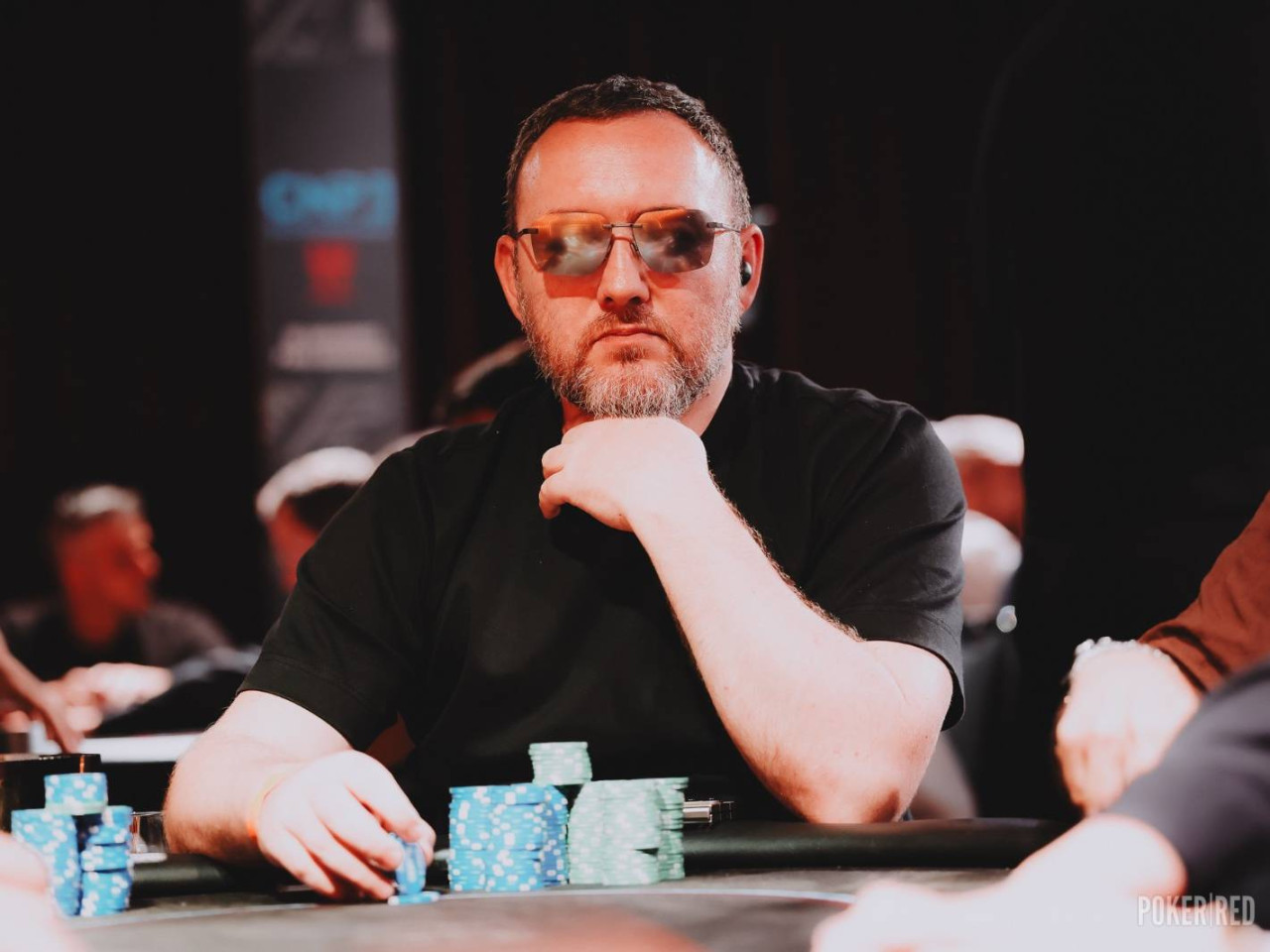 Aleksandr Vasilenko pone rumbo al Día 3 como chipleader de un Main Event de récord