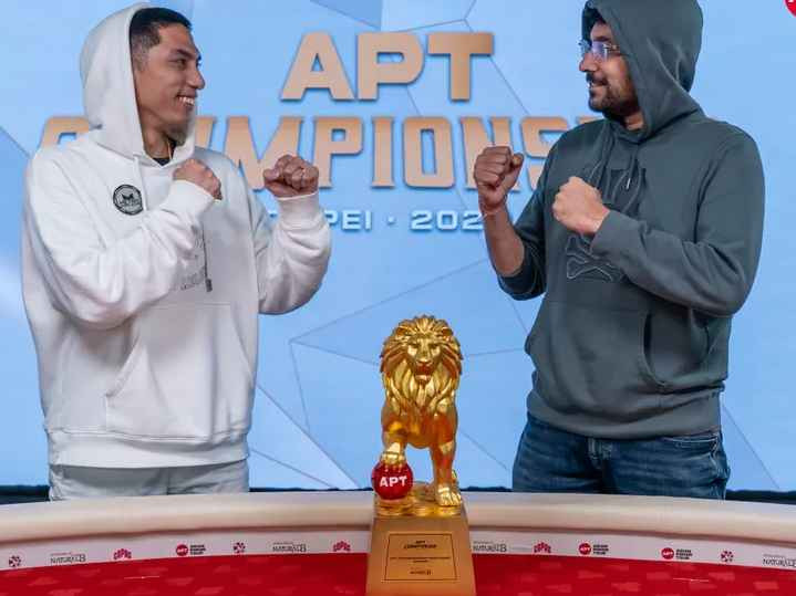 John Niko Costiniano nos regala uno de los faroles del año