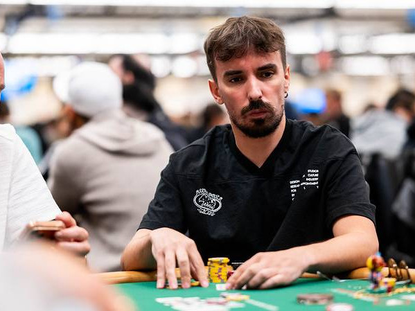 14 españoles entran en premios en el Mini Main Event